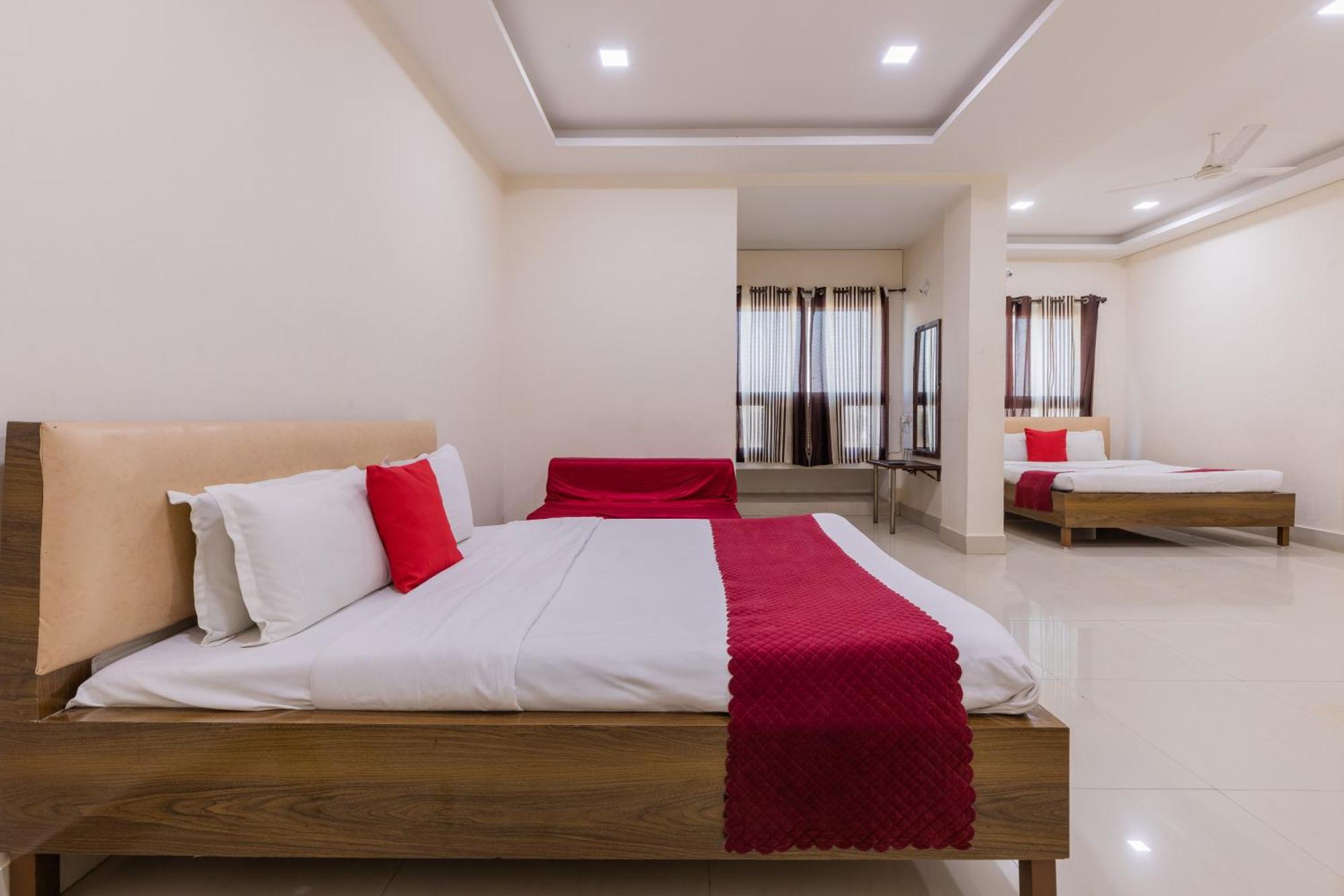 Ruchishree Garden Otel Ujjain Dış mekan fotoğraf
